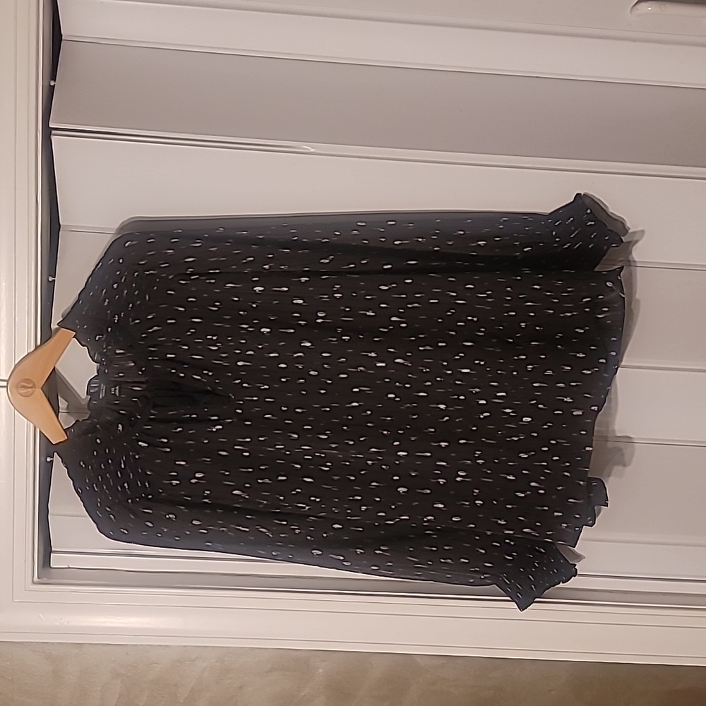 Simply Vera  Black with Pink Accents Blouse